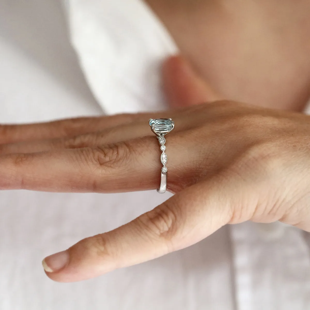 1.15ct Oval Aquamarine and Diamond Dress Ring | Pre-Loved | Platinum