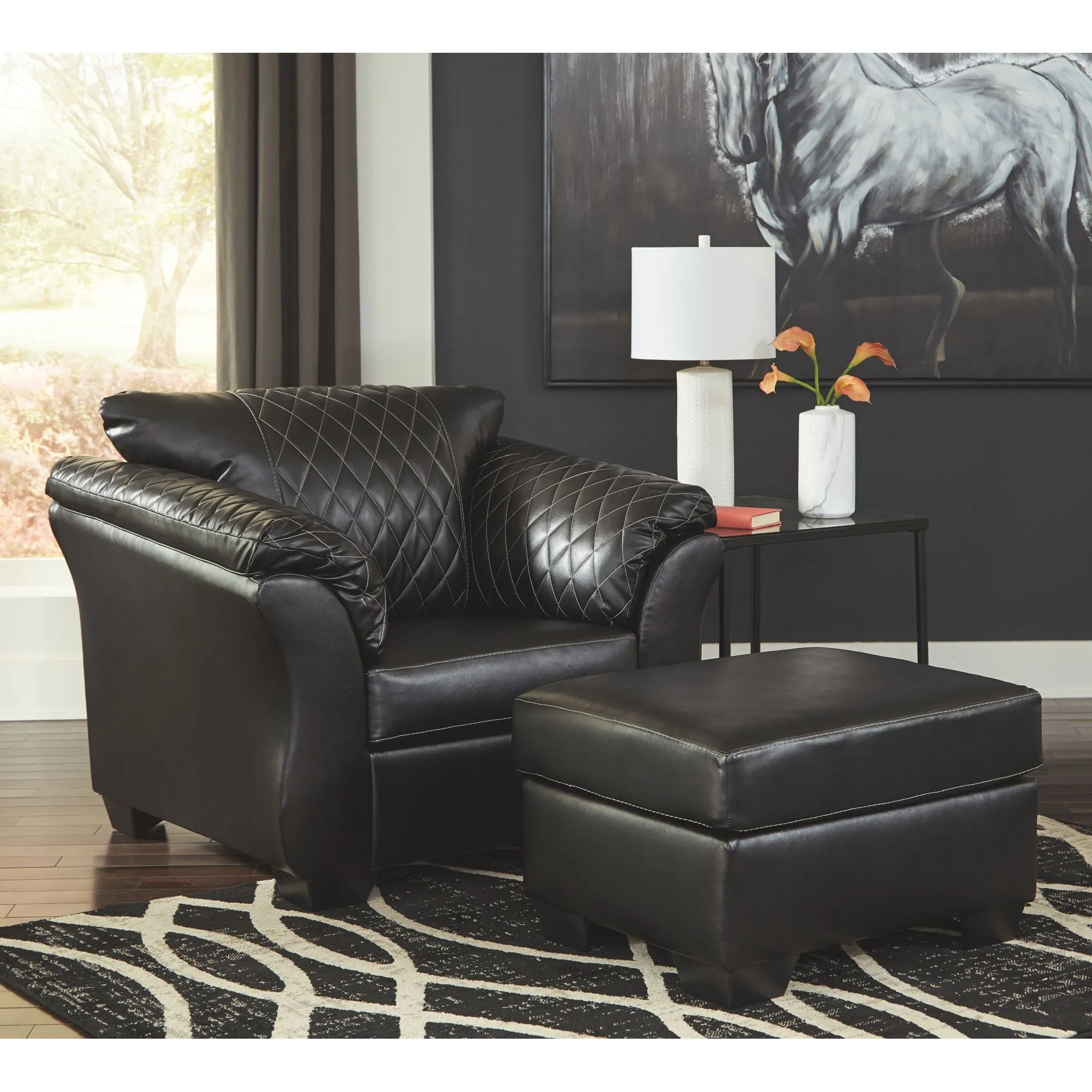 Betrillo Chair - Black