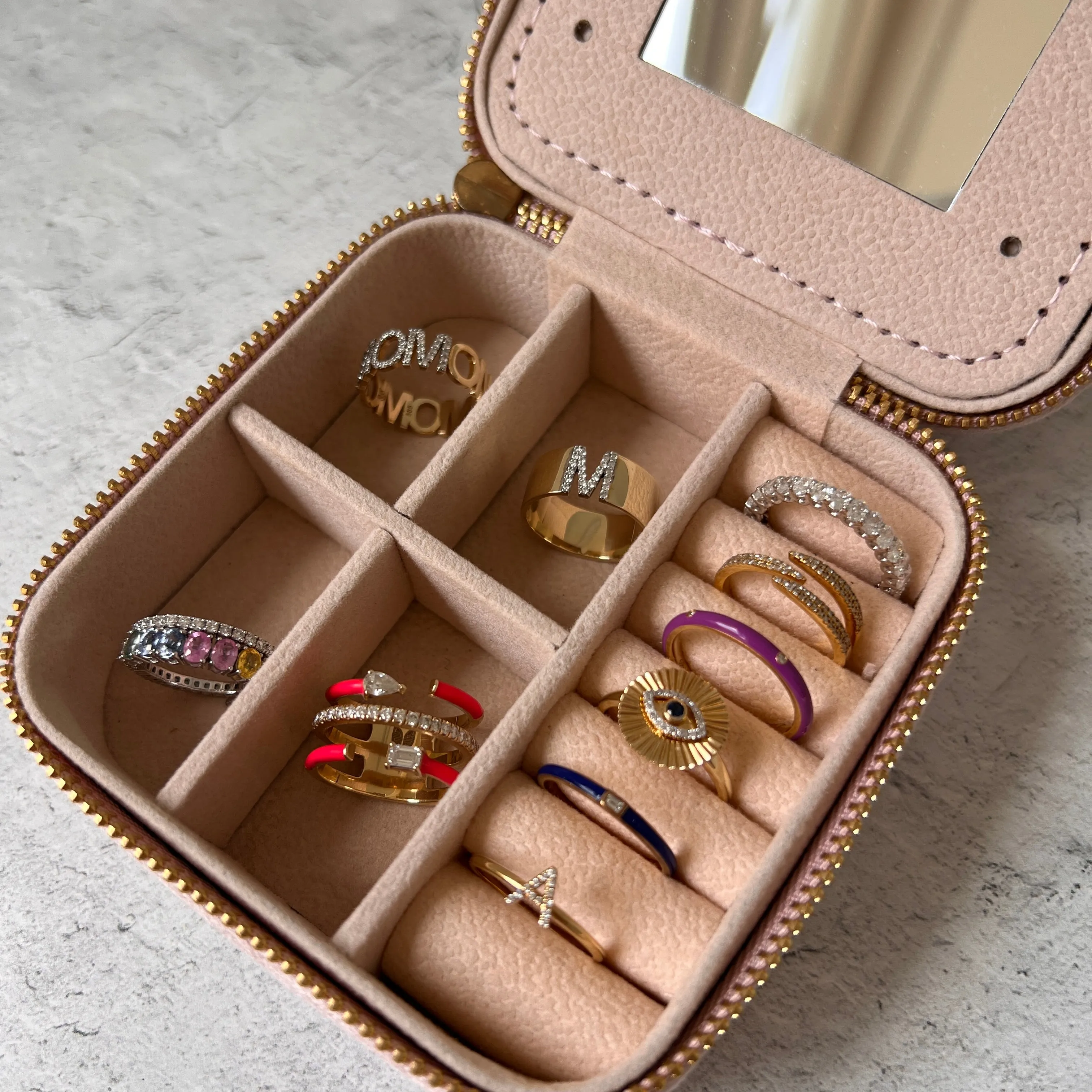 Customized MOM / Name Ring