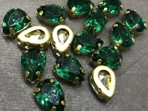 Emerald Green Drop Resin Stones with Catcher (14x10 mm) (Wholesale)