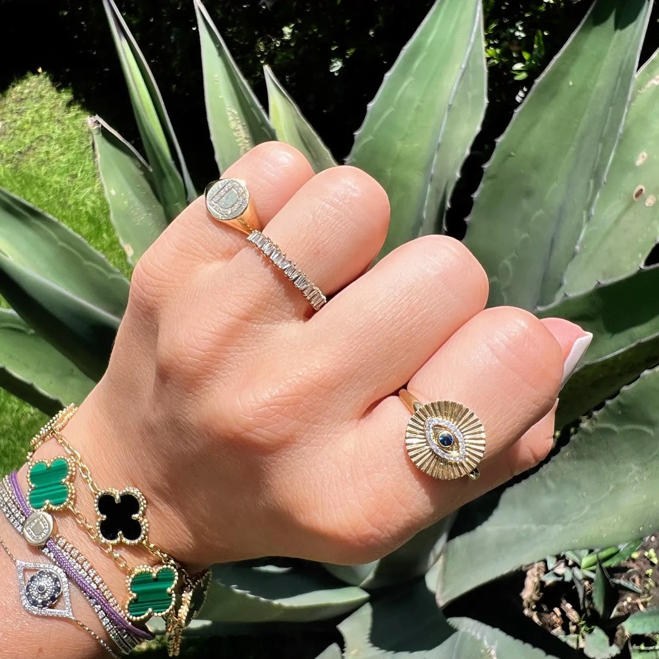 Fluted Disc with Diamond Oval Eye Ring