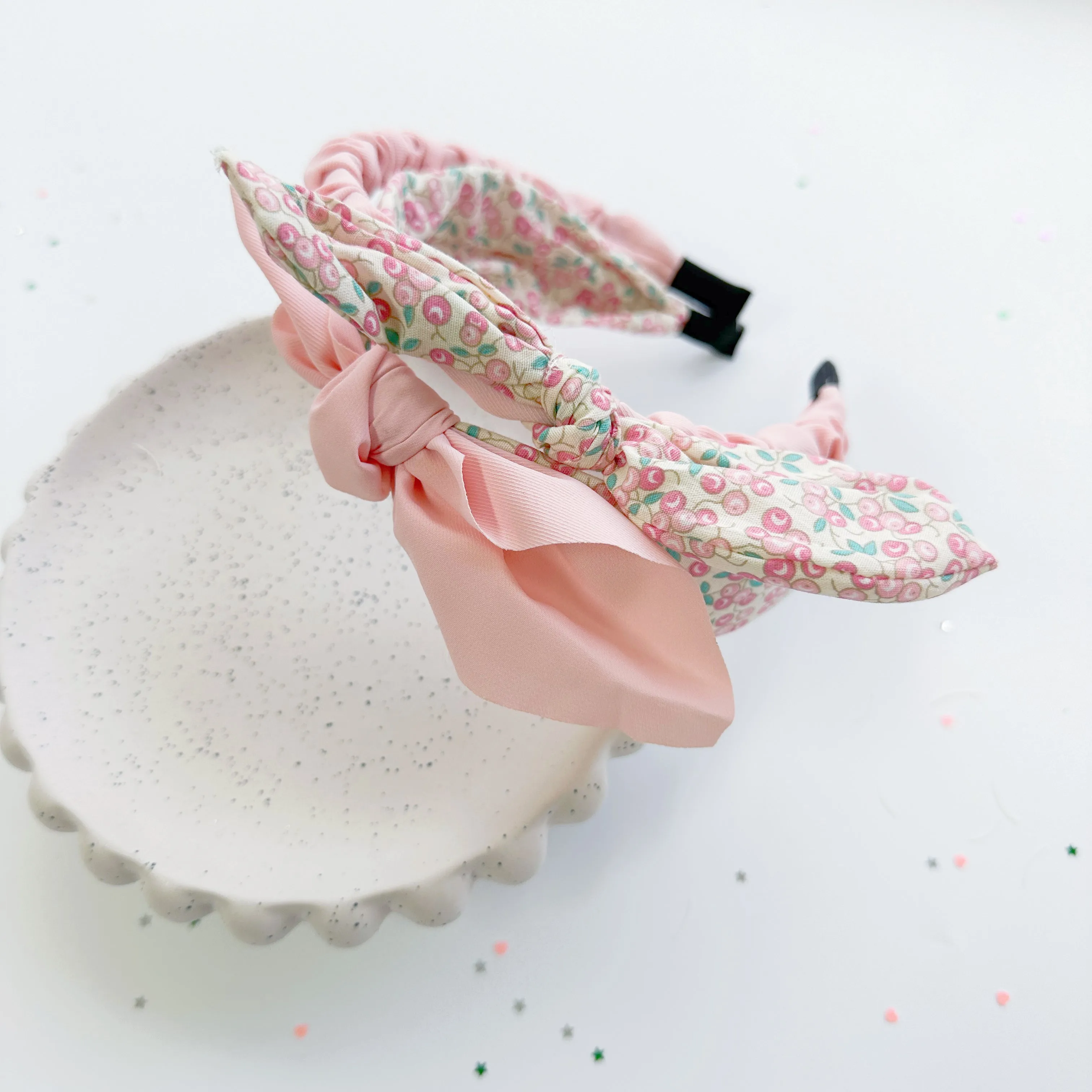 Kids Headband - Soft pink bows