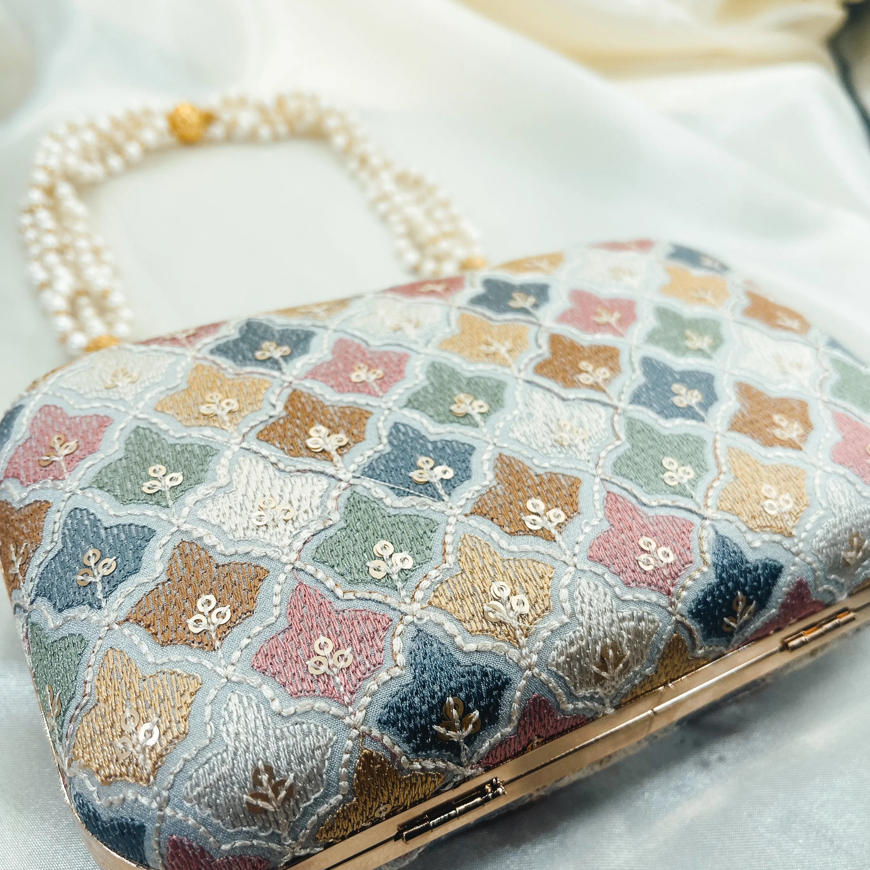 NEHA Clutch