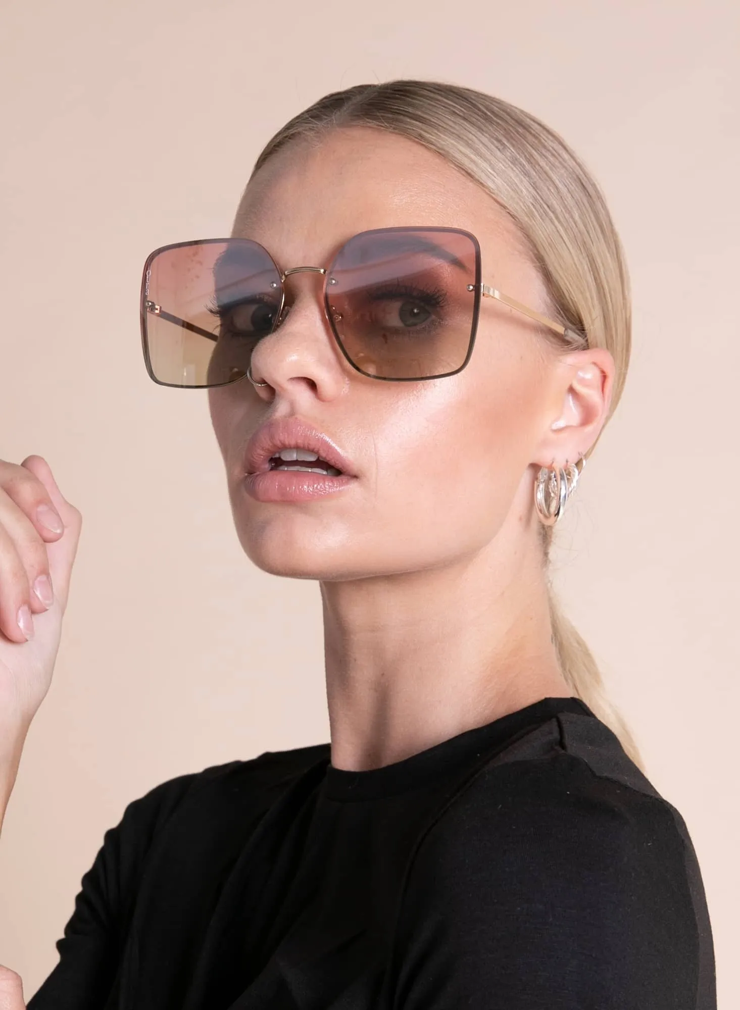 Otra Eyewear - Goldi Sunglasses in Pink