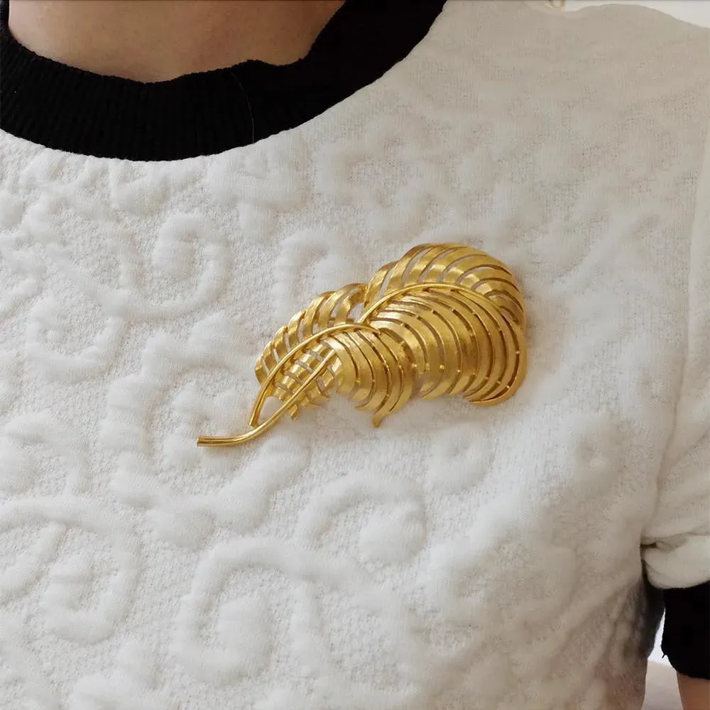 Vintage 1960s Golden Leaf Designer Trifari Brooch